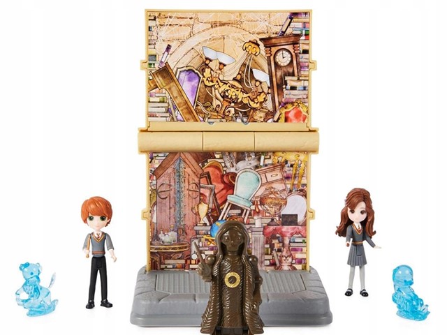 Escenario Sala de los Menesteres. Harry Potter Wizarding World Magical Minis. Hermione y Ron 